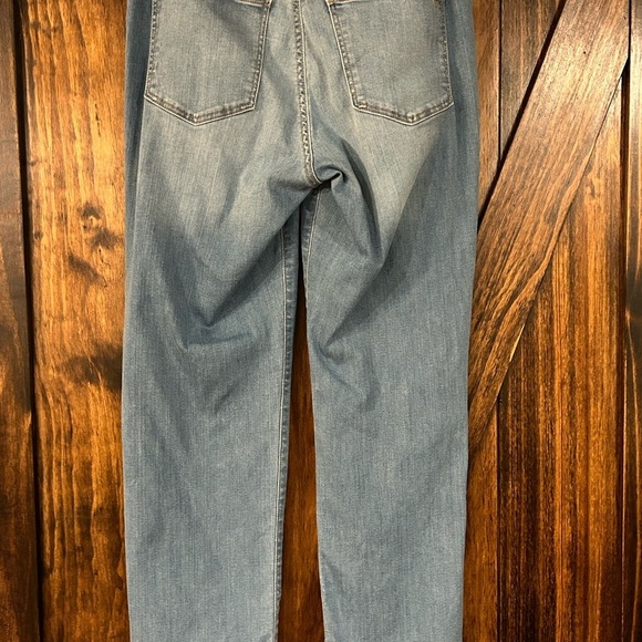 Crown & Ivy Light Blue Straight-Leg Jeans with Subtle Whiskering - Picture 2 of 11